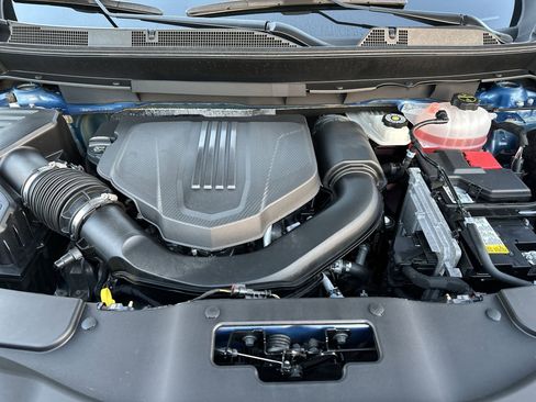 Used 2024 Chevrolet Traverse LS image 17