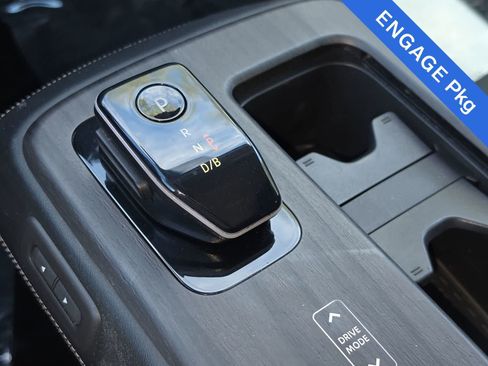 Used 2024 Nissan Ariya FWD image 21
