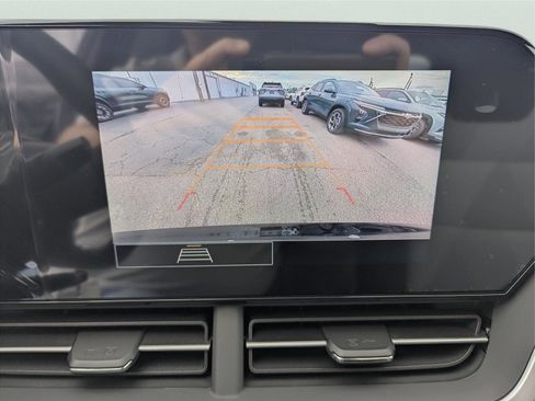 New 2026 Chevrolet Trax RS FWD image 17