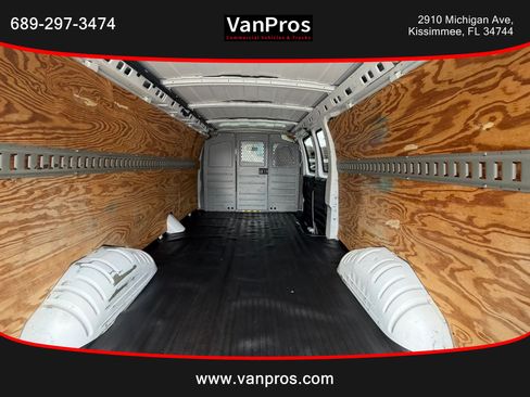 Used 2014 Chevrolet Express 3500 Extended RWD image 13