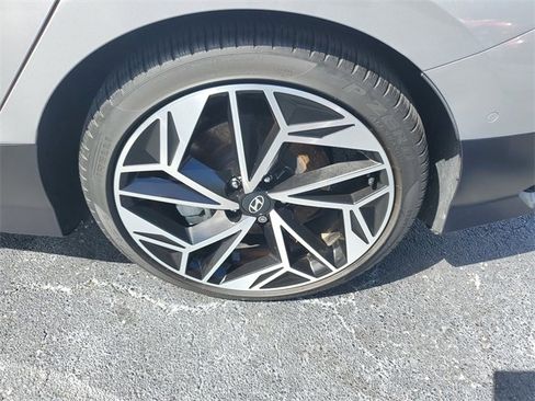 Certified 2024 Hyundai Ioniq 6 Limited image 30