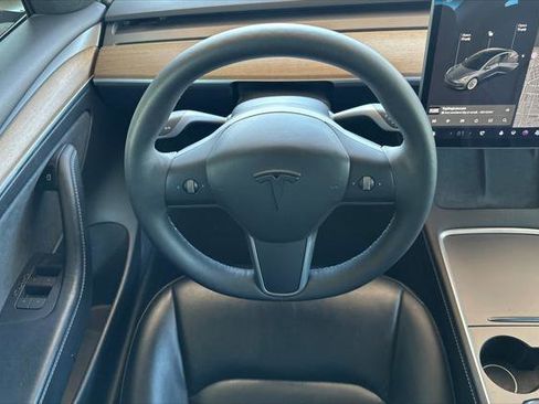 Used 2022 Tesla Model 3 Long Range image 13