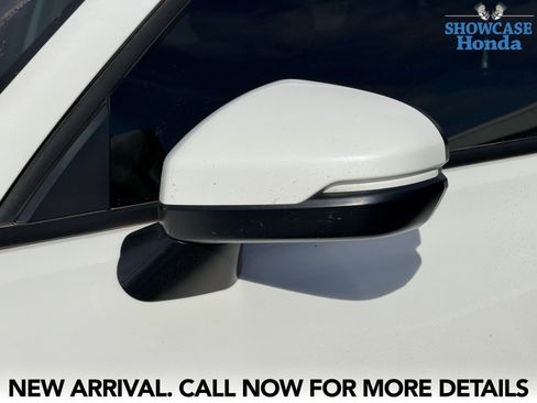 Used 2024 Honda HR-V LX image 11