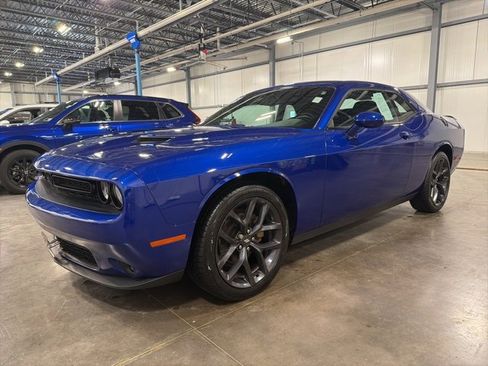 Used 2021 Dodge Challenger SXT w/ Blacktop Package image 2