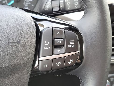 Certified 2022 Ford Escape SEL image 30