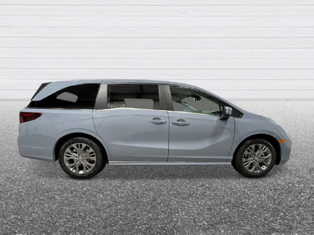 New 2027 Honda Odyssey Touring image 8