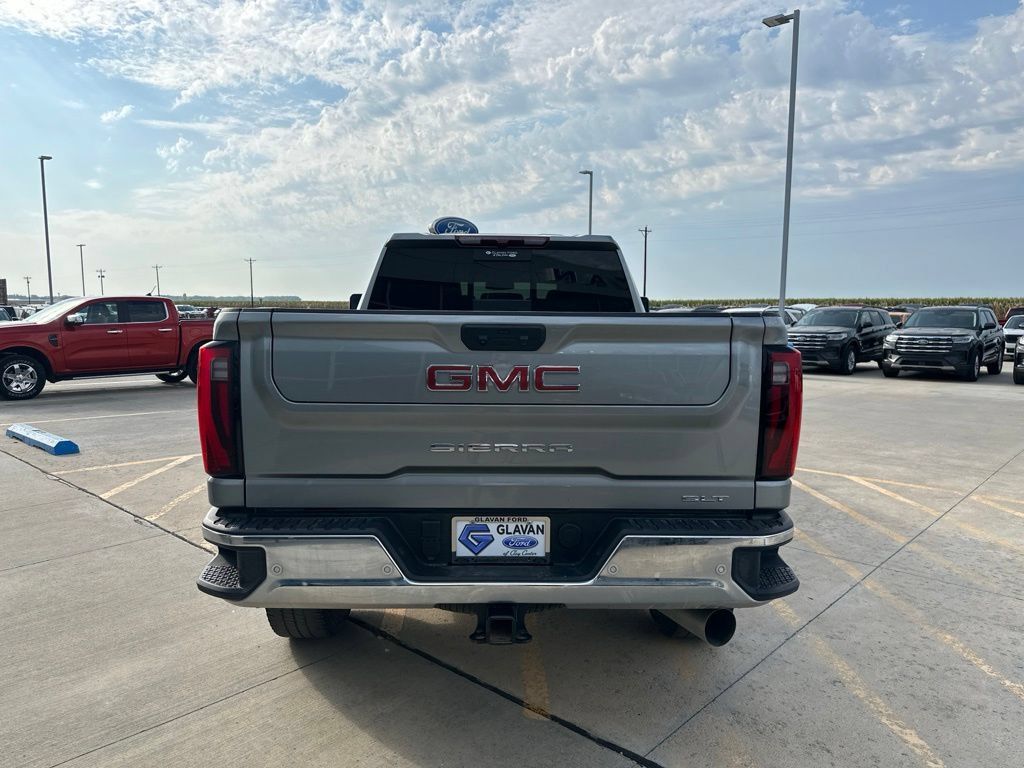 Used 2025 GMC Sierra 3500 SLT w/ SLT Premium Package AWD/4WD image 6