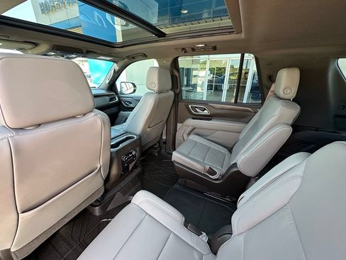 Used 2021 Chevrolet Tahoe LT w/ LT Signature Package AWD/4WD image 23