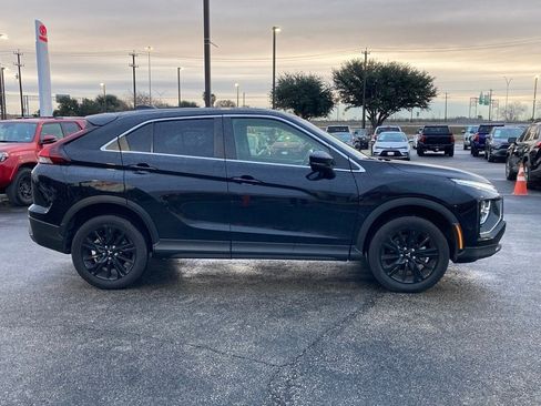 Used 2024 Mitsubishi Eclipse Cross LE image 4