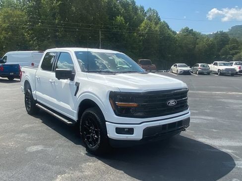 New 2026 Ford F150 XLT w/ Equipment Group 302A MID AWD/4WD image 3