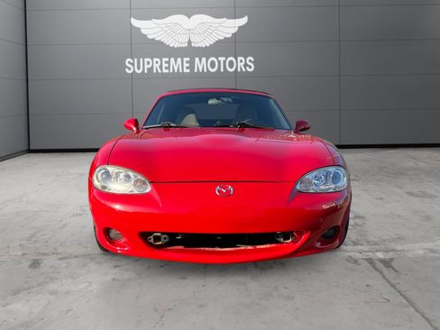 Used 2004 MAZDA MX-5 Miata w/ Convenience Pkg image 8