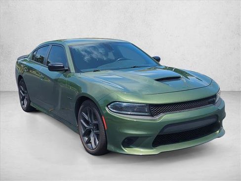 Used 2022 Dodge Charger R/T w/ Blacktop Package RWD image 3
