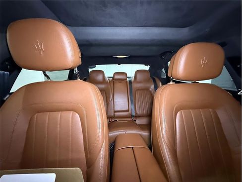 Used 2016 Maserati Quattroporte S image 27