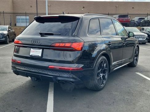 New 2025 Audi SQ7 Prestige image 8