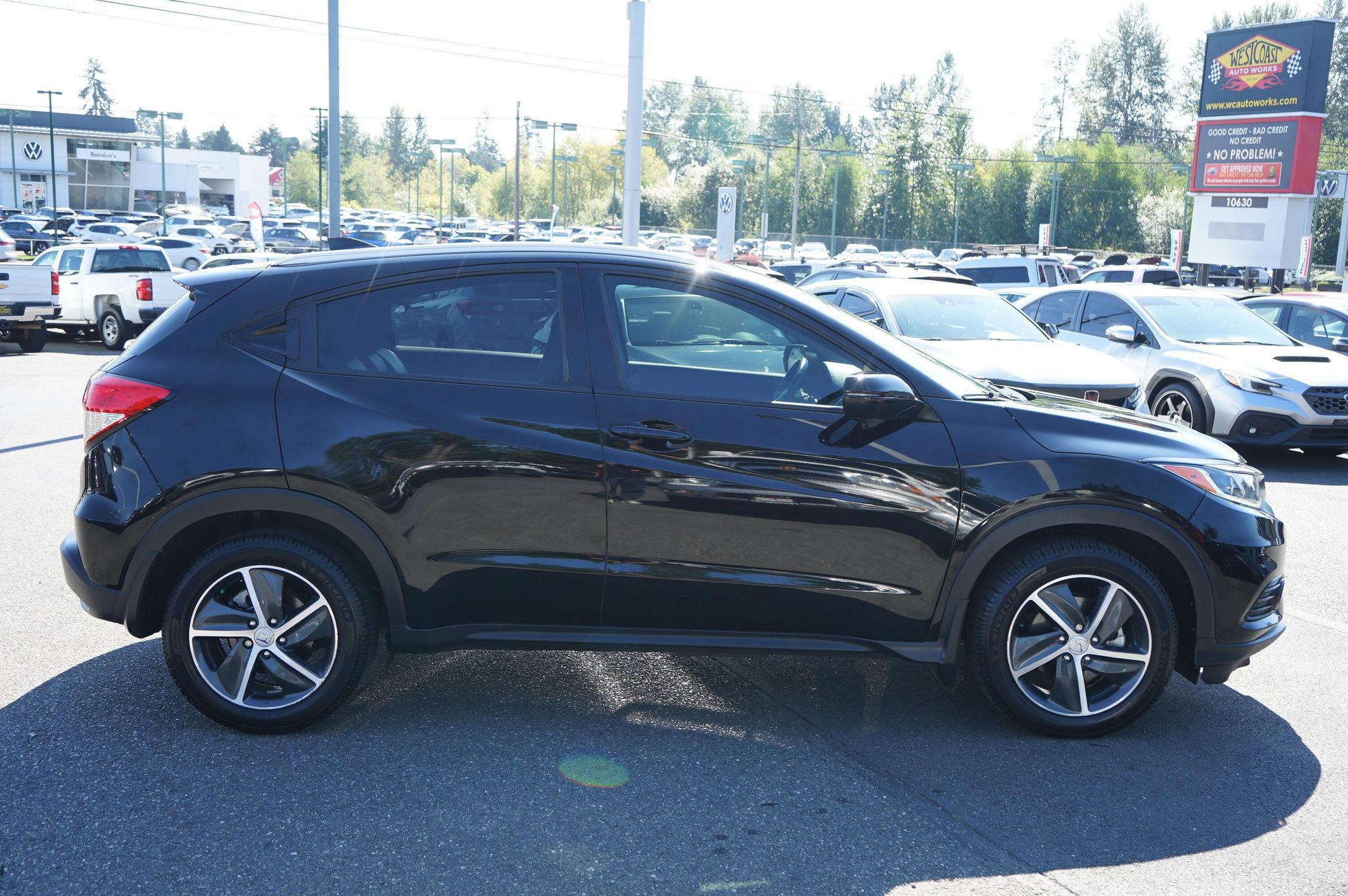 Used 2021 Honda HR-V EX-L image 6