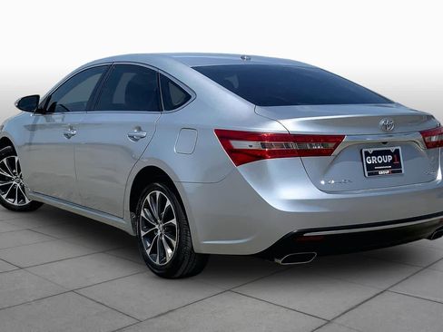 Used 2016 Toyota Avalon XLE FWD image 12