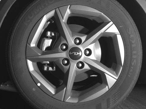 Used 2025 Kia K4 LXS image 12