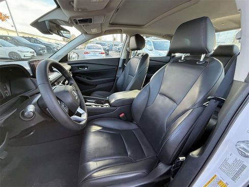 Used 2023 Honda Accord Touring image 9