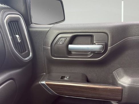 Used 2020 Chevrolet Silverado 1500 RST w/ RST Value Package image 19