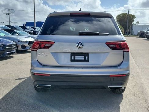 Used 2021 Volkswagen Tiguan S image 5