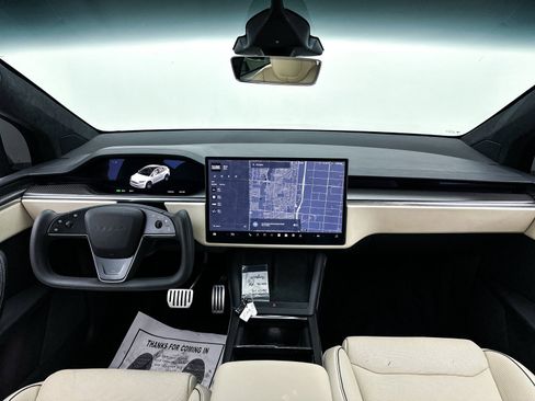 Used 2022 Tesla Model X Plaid image 22