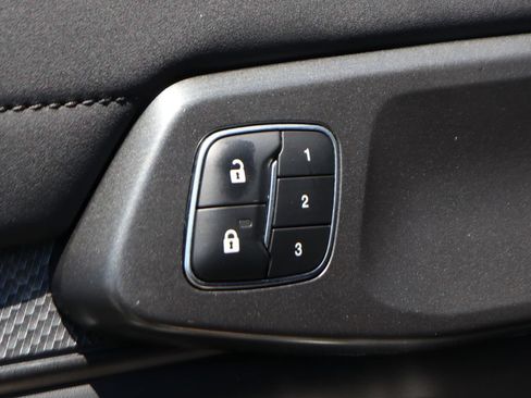 Used 2025 Ford Ranger Raptor AWD/4WD image 14
