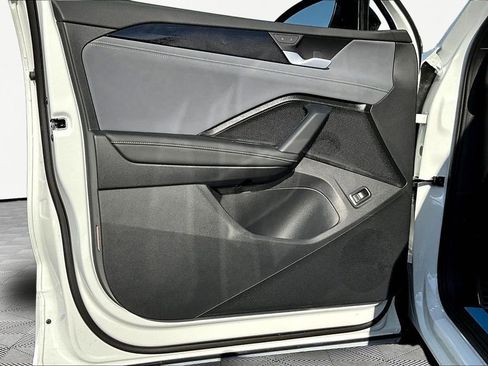 New 2026 Volkswagen Tiguan SE R-Line image 20