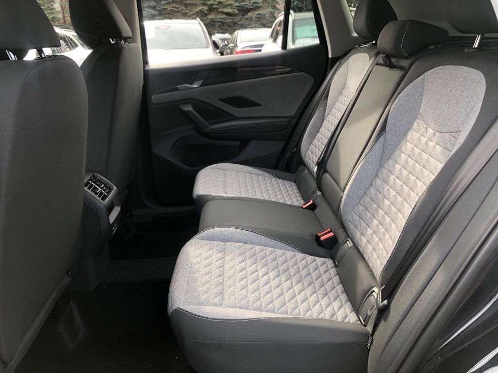 Used 2026 Volkswagen Tiguan S AWD/4WD image 25