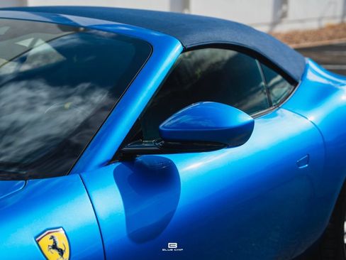 Used 2026 Ferrari Roma Spider RWD image 8