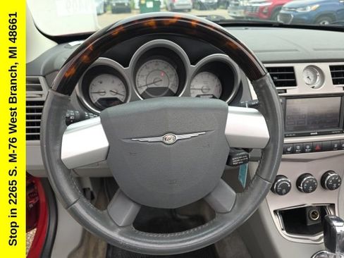 Used 2008 Chrysler Sebring Limited w/ Luxury Group FWD image 20