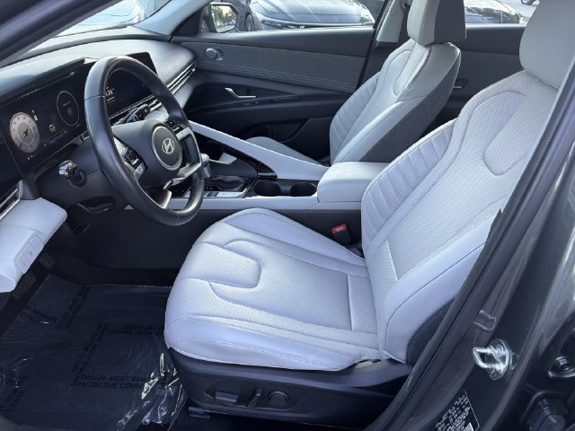Certified 2024 Hyundai Elantra Limited FWD image 7
