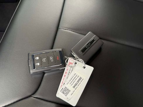 New 2025 Jeep Grand Cherokee L Limited image 28