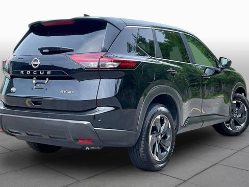 Used 2024 Nissan Rogue SV AWD/4WD image 13