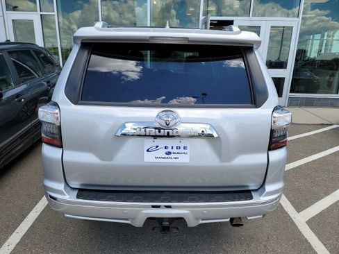 Used 2020 Toyota 4Runner Limited AWD/4WD image 5