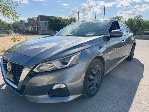 Used 2020 Nissan Altima 2.5 S image 3