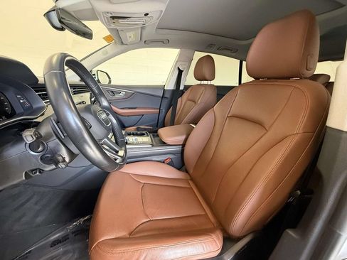Used 2021 Audi Q8 Prestige AWD/4WD image 2
