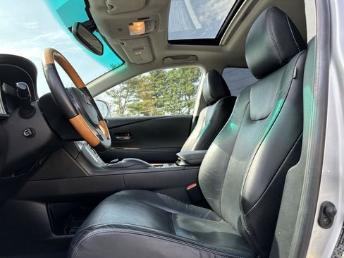 Used 2015 Lexus RX 450h AWD image 11