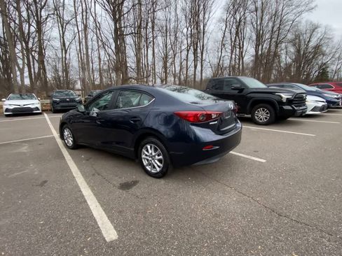 Used 2016 MAZDA MAZDA3 i Sport w/ Preferred Equipment Package image 12