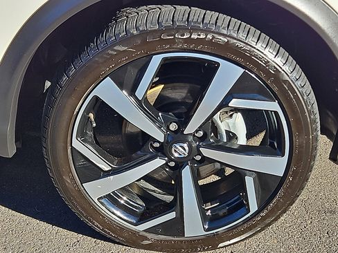 Certified 2022 Nissan Rogue Sport SL w/ Premium Package image 8