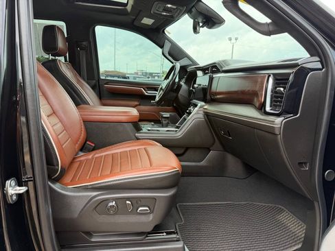 Used 2024 GMC Sierra 1500 Denali Ultimate AWD/4WD image 61