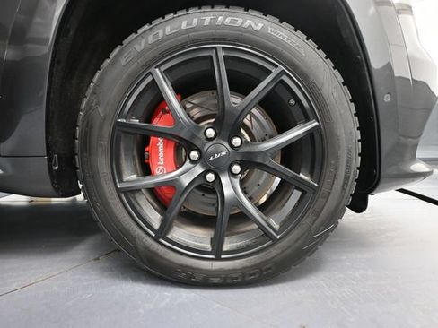 Used 2019 Jeep Grand Cherokee SRT AWD/4WD image 16