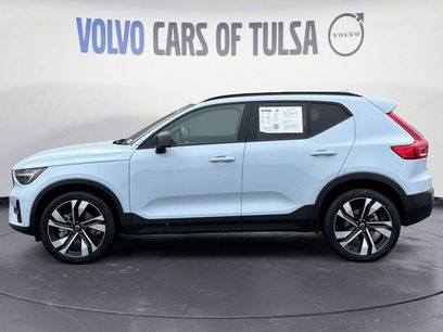 New 2025 Volvo XC40 B5 Plus w/ Protection Package Premier