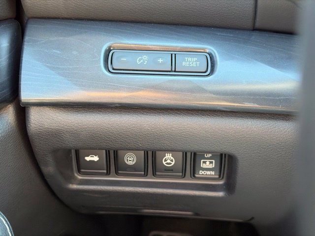 Used 2022 Nissan Maxima Platinum w/ Sport Mat Group FWD image 31