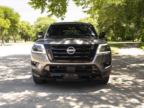 Used 2023 Nissan Armada SL w/ Midnight Edition Package RWD image 3