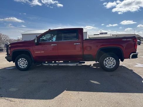 Used 2021 Chevrolet Silverado 3500 LTZ w/ LTZ Convenience Package image 4