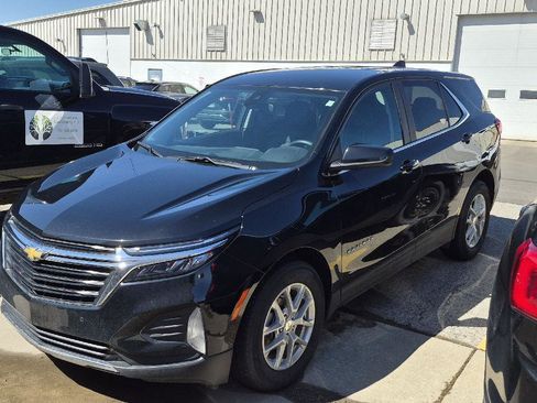 Used 2024 Chevrolet Equinox LT w/ LPO, Floor Liner Package image 1