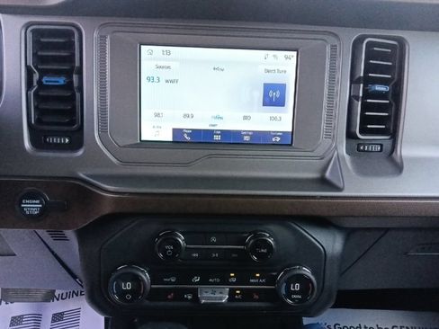 Used 2023 Ford Bronco Outer Banks AWD/4WD image 20