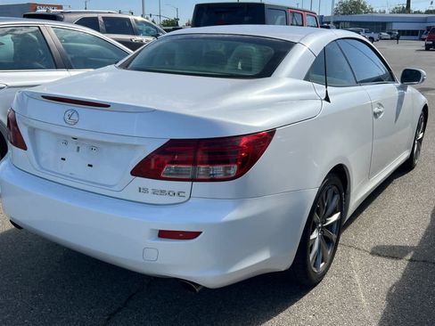Used 2013 Lexus IS 250C RWD image 4
