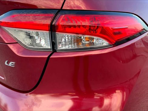 Used 2023 Toyota Corolla LE image 29