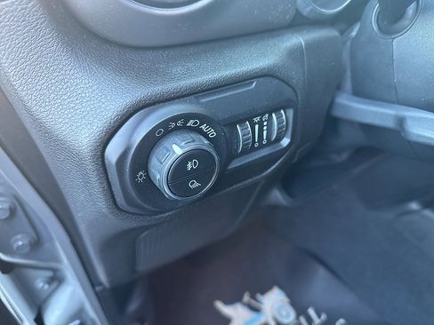 Used 2020 Jeep Gladiator Sport w/ Quick Order Package 24S image 40